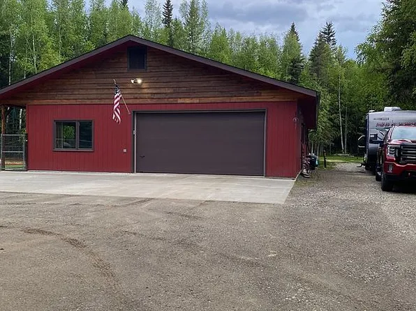 2525 Dawson Rd, North Pole, AK 99705