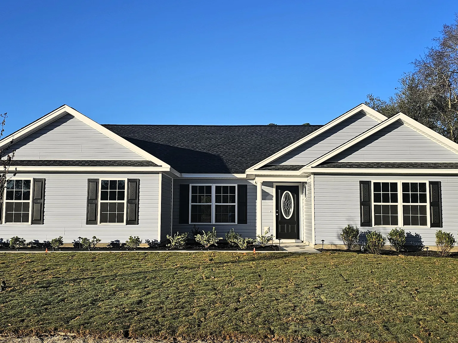 4 bed, 1389 sqft, $2,275 — Photo 2