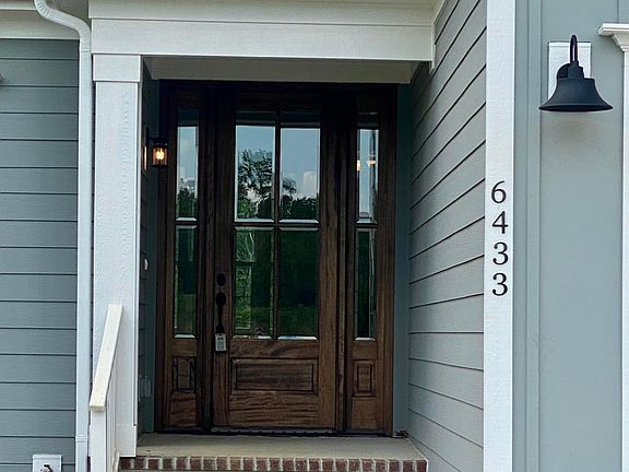 2nd image of 6433 Camellia Creek Dr