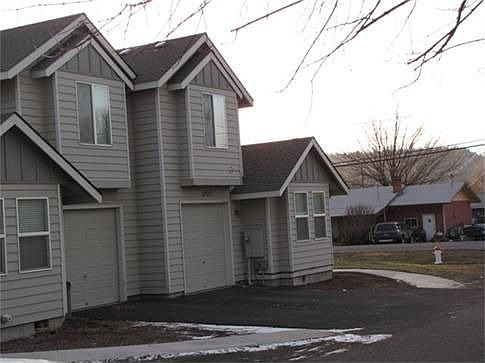 Townhouse in the heart of Prineville