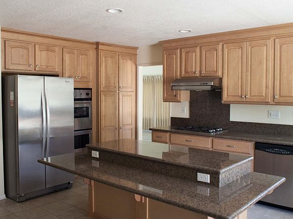 3rd image of 2394 Bluehaven Dr