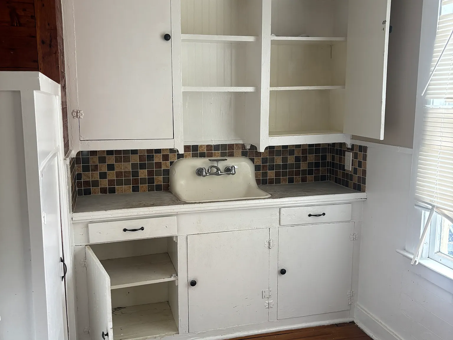 Studio, 800 sqft, $750 — Photo 4