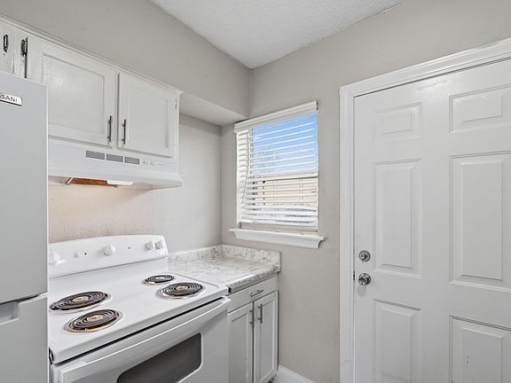 3rd image of 4945 Navy Rd #2e6e77f6d