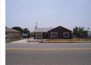 4th image of 17801 Miller Ave