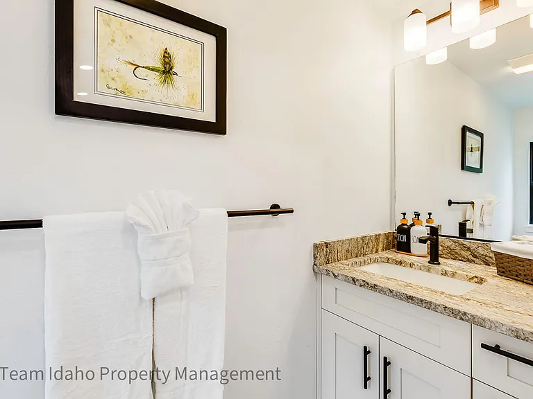 34797 N Limekiln Rd — Photo 10