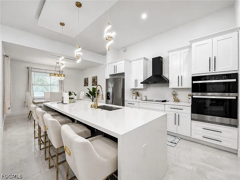 4704 Karen Ave S — Photo 8