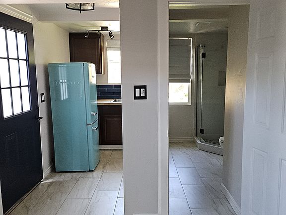 3rd image of 711 Central Ave #B