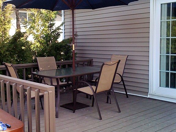 3rd image of 35 Burton Ln