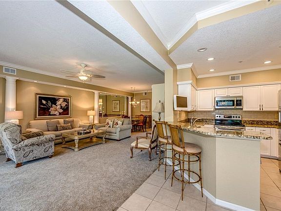 3rd image of 2130 Aberdeen Ln Unit 102