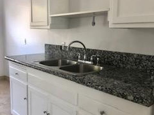 4055 Wade St APT A