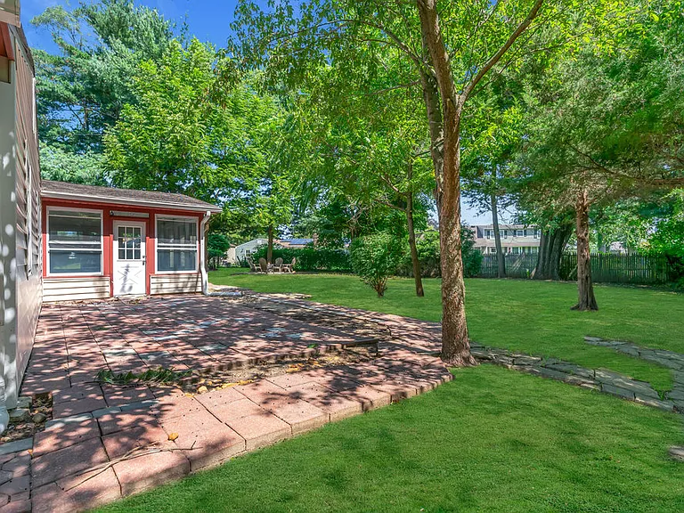 4 Twig Ct — Photo 20