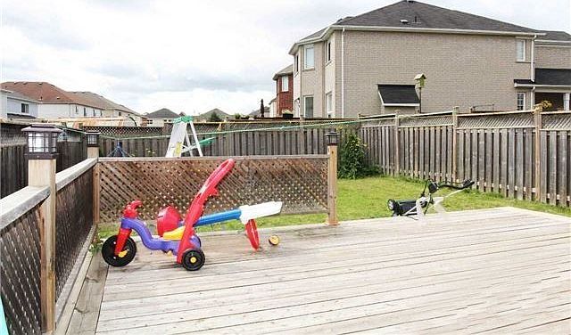 2nd image of 56 Unsworth Cres