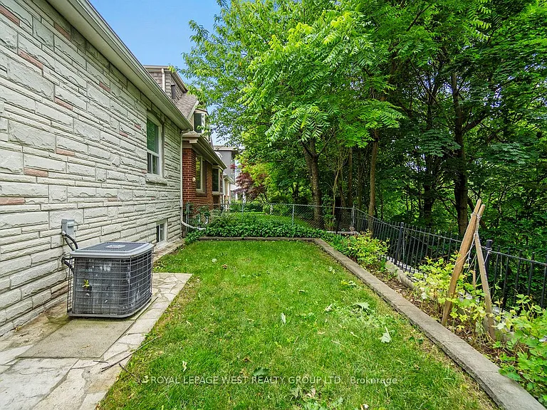 22 Beaucourt Rd — Photo 32