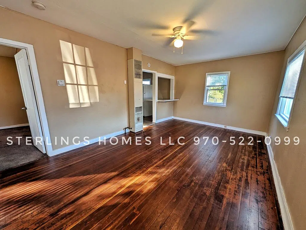 608 Phelps St — Photo 2