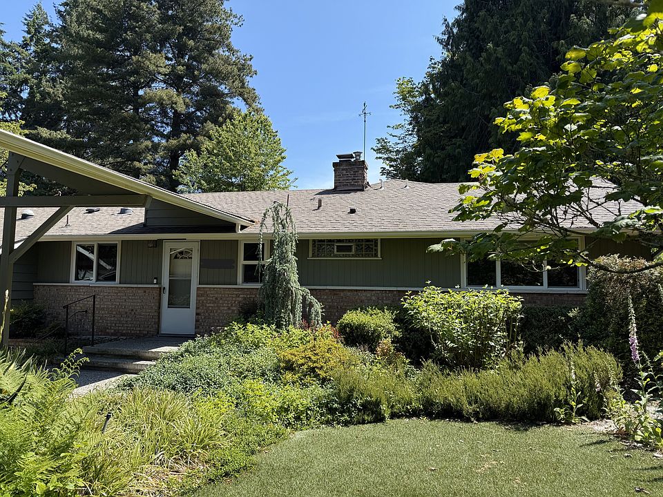 Entry and Front Lawn