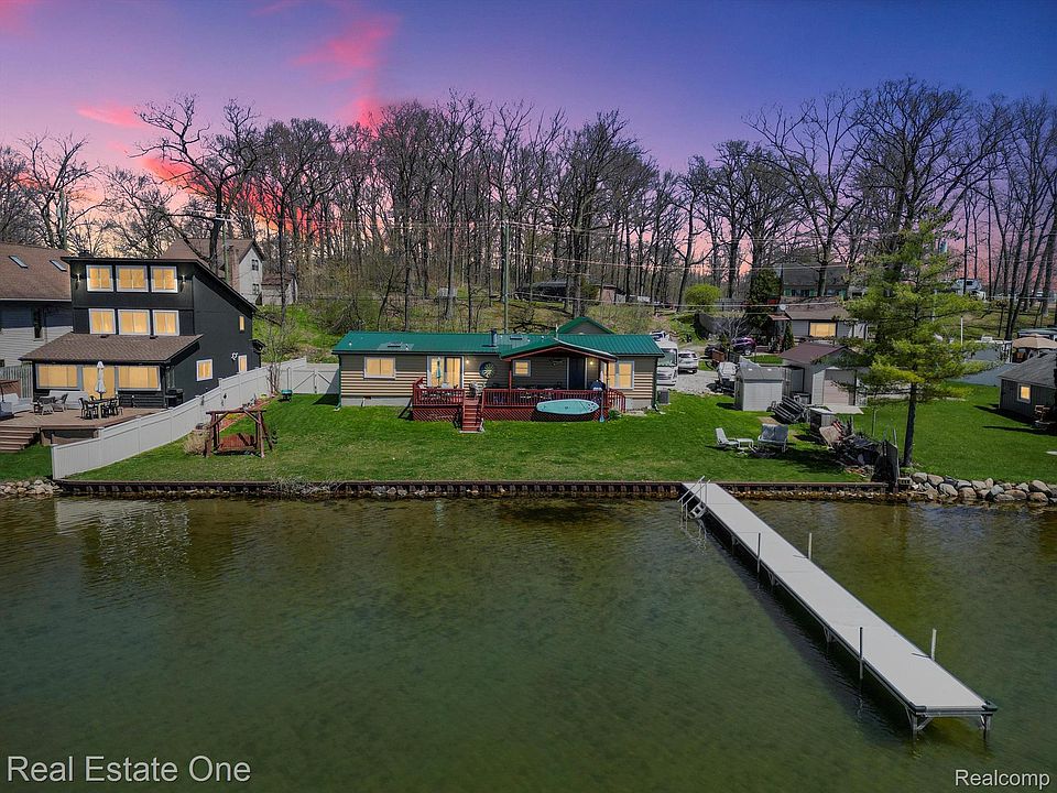 1st image of 3603 Lakeshore Dr