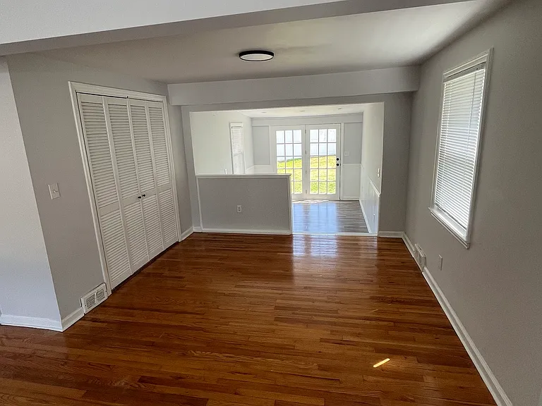 31 Ives St — Photo 6