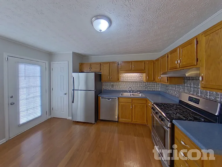 5085 Forest View Trl — Photo 6