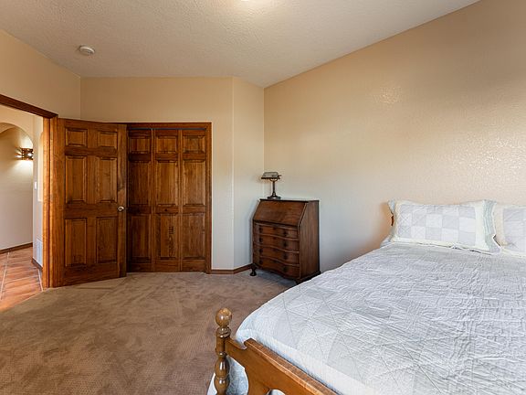 2nd image of 6609 Tierra Prieta Ave NW