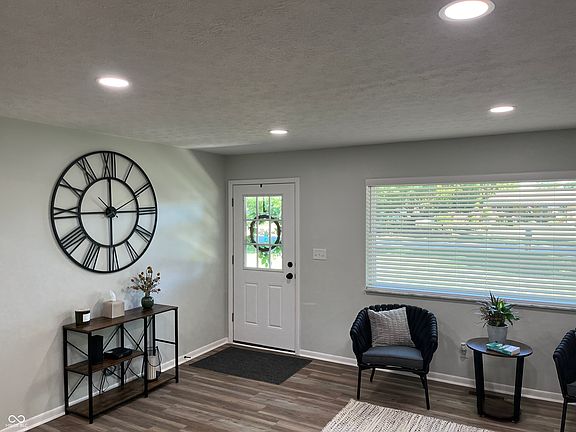 4th image of 7089 Kimberly Ln