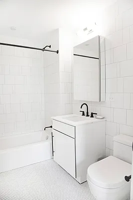 Rented by Pink Stone Realty LLC | media 10