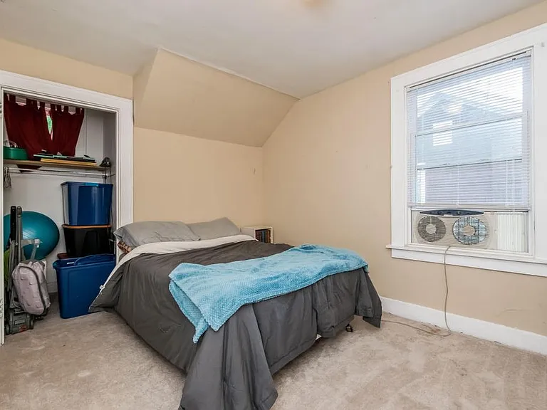 1261 Union Ave NE — Photo 7