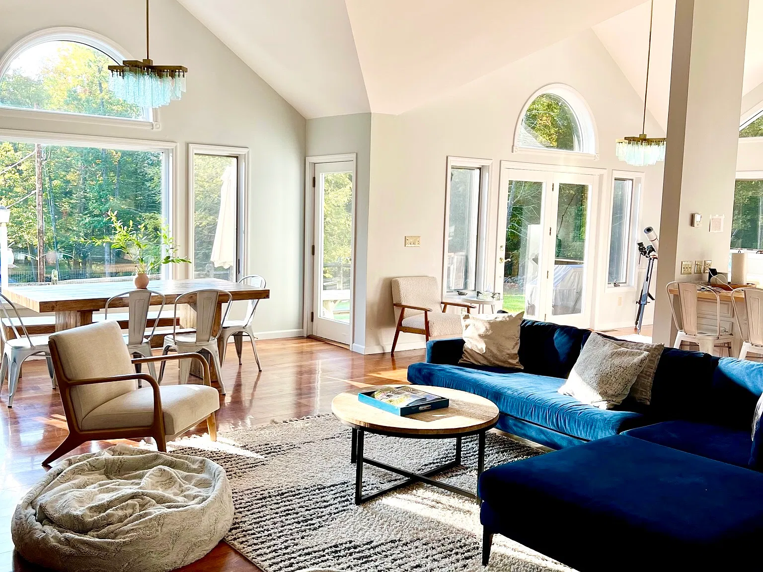 23 Laura Ln — Photo 3
