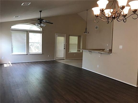 5th image of 6805 Rosita Oak Dr