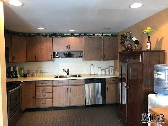 5th image of 6199 Cole Dr