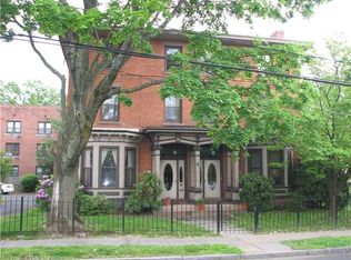 8 Atwood St #B, Hartford, CT 06105