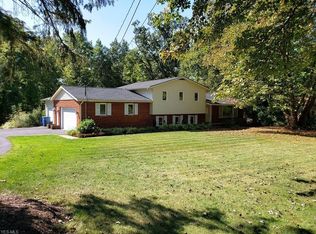 4450 Ridgewood Rd, Akron, OH 44321