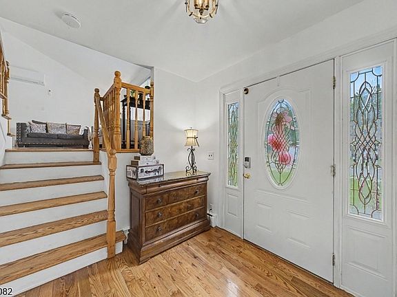 3rd image of 23 Distler Ave
