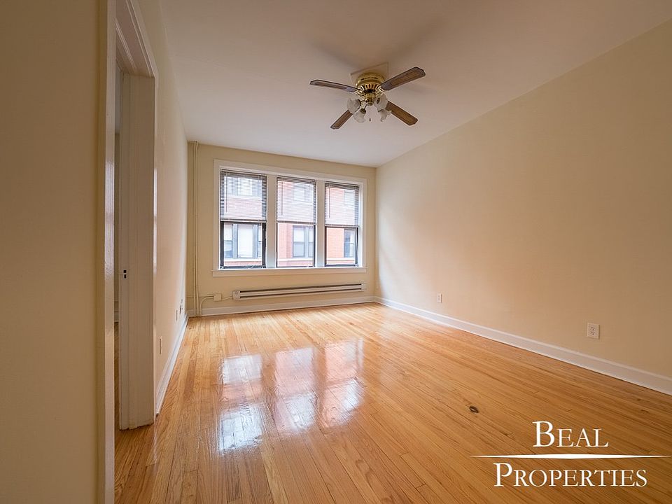 1st image of 3943.5 N Janssen Ave #3943X-E1