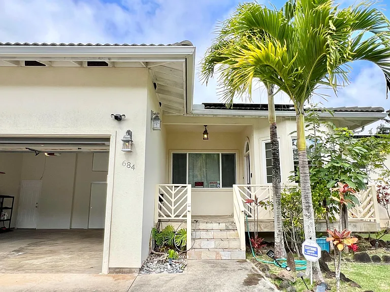 684 Iana St — Photo 28
