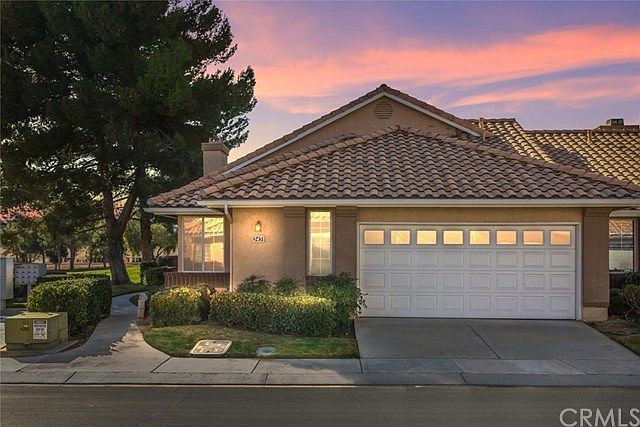 1st image of 545 La Costa Dr