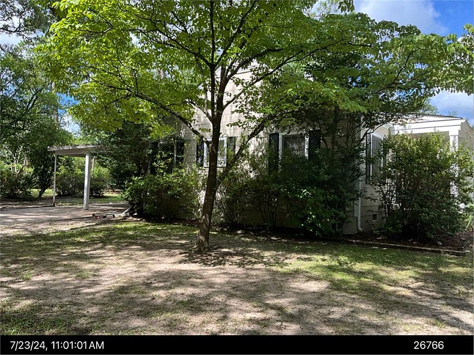 2nd image of 1000 10th Ave