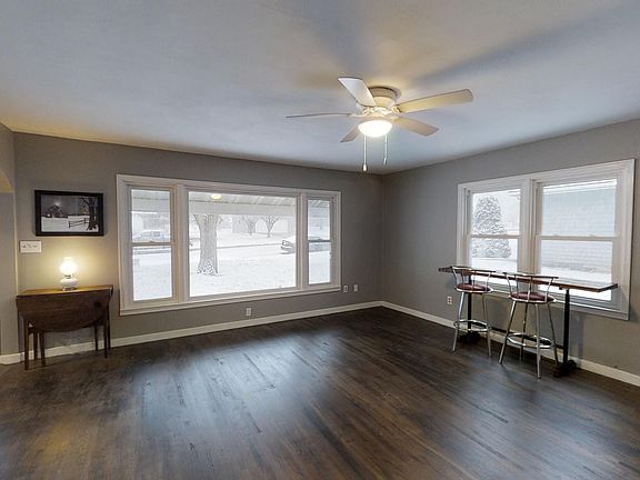 Spacious Living Room