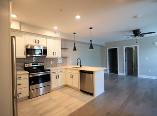 635 W Pratt St, Baltimore, MD 21201
