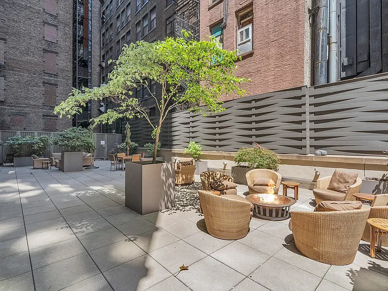 9 W 31st St #26C — Photo 8