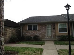 1014 E Tri Oaks Ln #13, Houston, TX 77043
