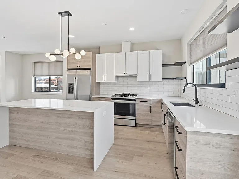 Bloom Street Townhomes — Photo 40