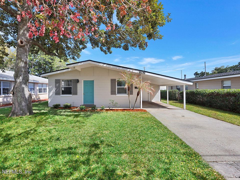 1st image of 909 13TH Street N