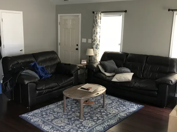 1306 Fairways Lookout APT A, Chesapeake, VA 23320
