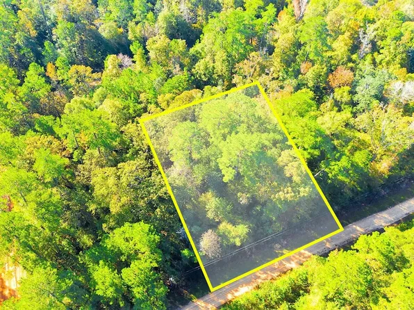 500-502 Patsy Cline Rd, Livingston, TX 77351