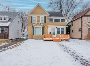 47 Saint Johns Park, Rochester, NY 14612