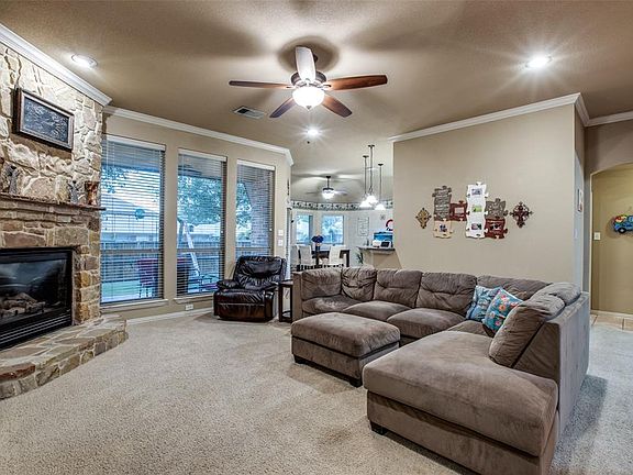 4th image of 3011 Rocky Creek Dr