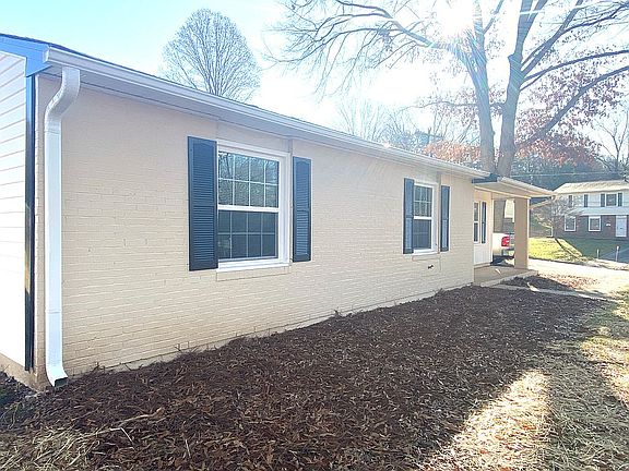 3rd image of 4103 Sunflower Cir