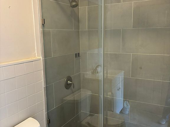 Walk in shower