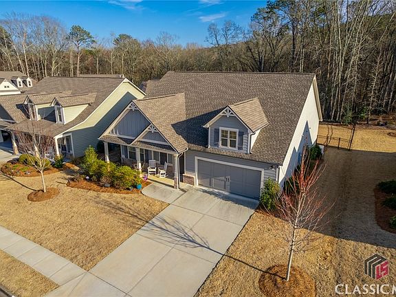 4th image of 1010 High Shoal Drive