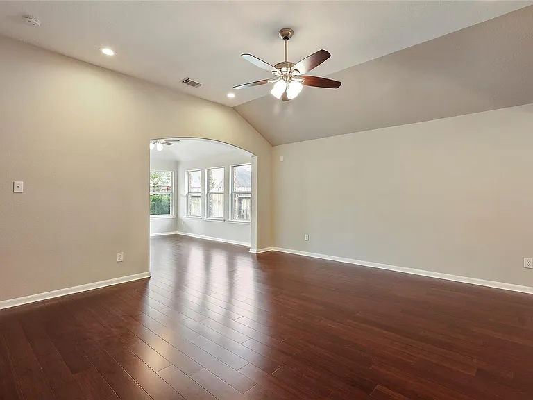 2362 Keegan Hollow Ln — Photo 14